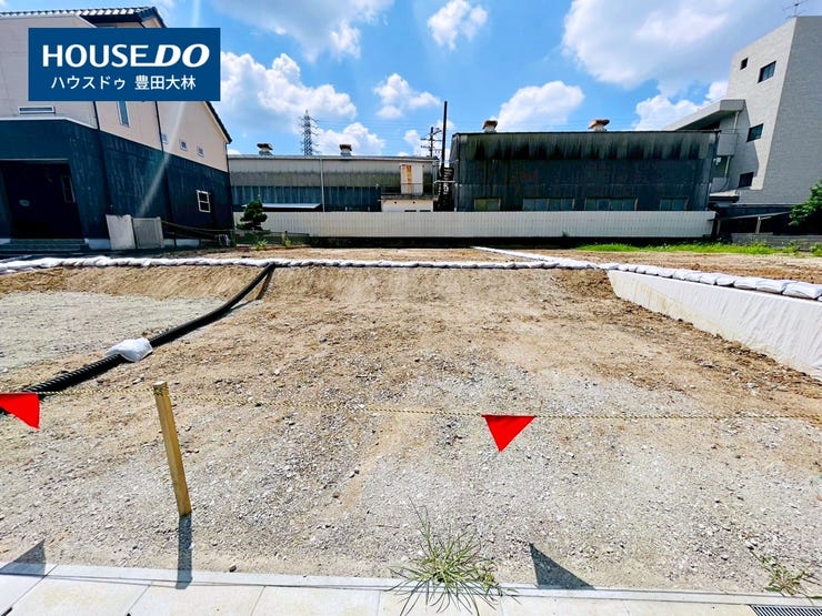 【外観】
*根川小学校・豊南中学校*
見るだけ聞くだけOK!【お気軽に資料請求!不動産のことならなんでも/ハウスドゥ豊田大林】