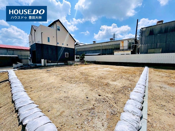 *根川小学校・豊南中学校*
見るだけ聞くだけOK!【お気軽に資料請求!不動産のことならなんでも/ハウスドゥ豊田大林】