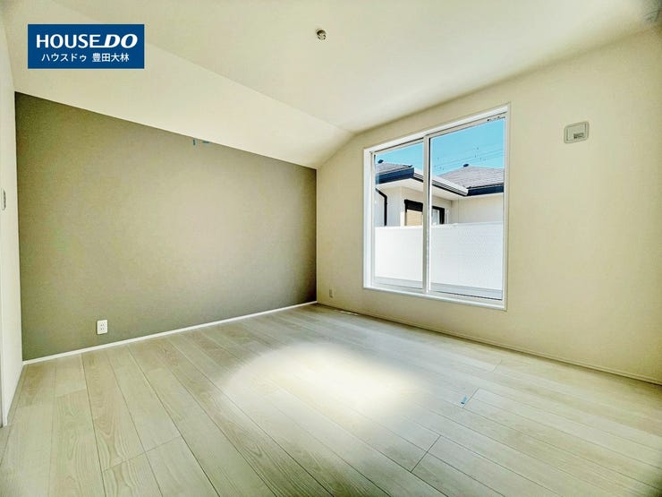 ■市木小学校・高橋中学校■
見るだけ聞くだけOK!
【お気軽に資料請求!不動産のことならなんでも/ハウスドゥ豊田大林】