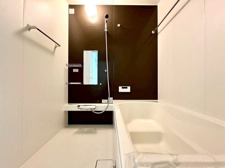 【Bathroom】リラックスできる空間で、一日の疲れを癒し、心身共にリフレッシュできます。