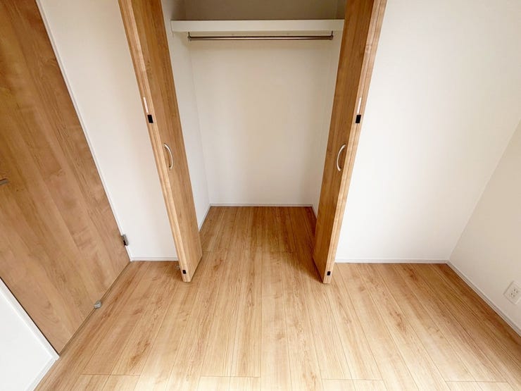 2階6帖クローゼット