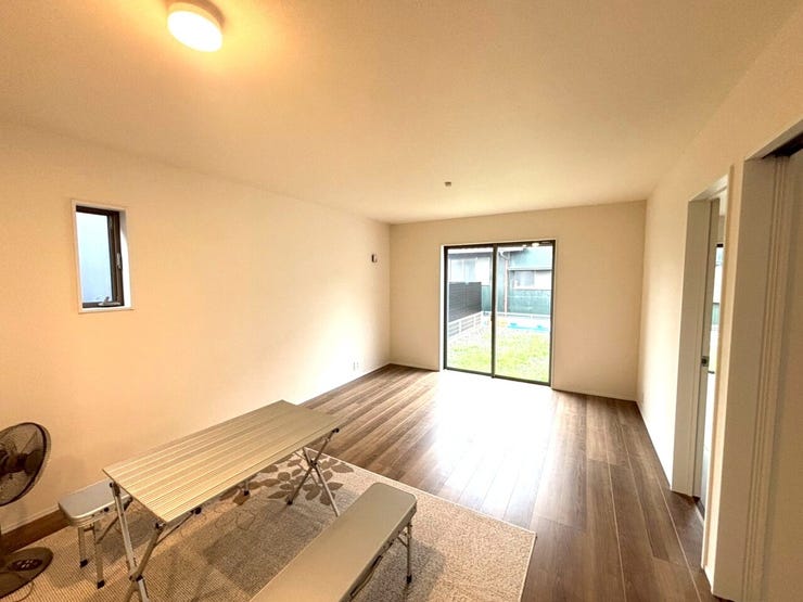 16帖のLDKは室温の調整がしやすく、電気代の節約にも電気代や光熱費の節約にもつながります♪