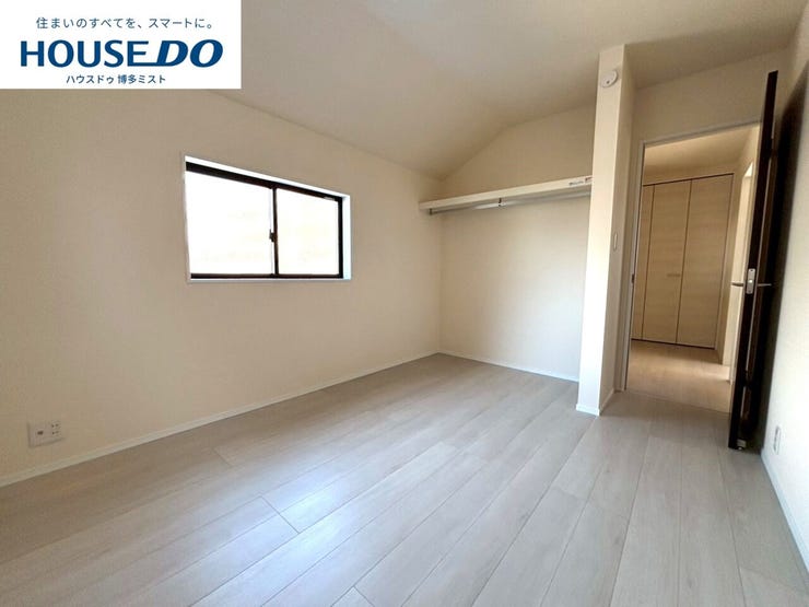 【家族のプライベート空間】お子様の成長に合わせて、プライバシーを考えた子供部屋も大切。収納や採光を考え、過ごしやすい空間に。