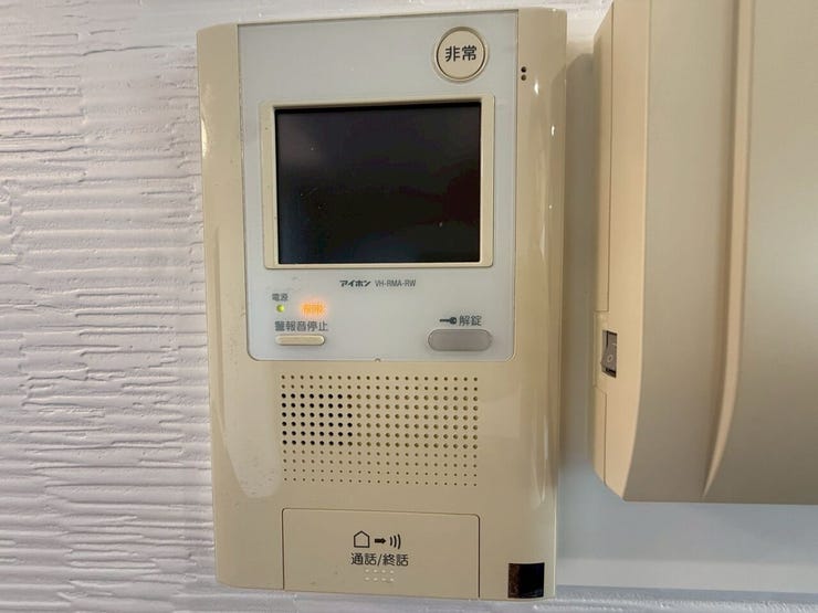 来客時に便利なTVモニター付きインターホン!お子様のお留守番にも安心です♪