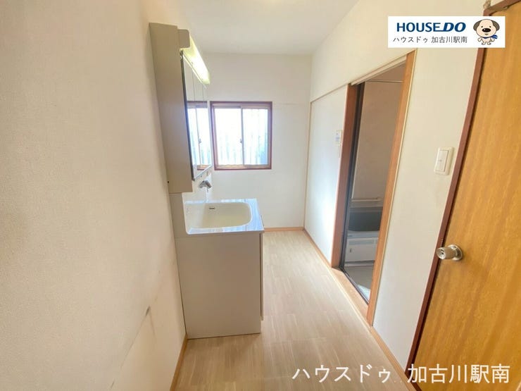 使いやすさと美しさを兼ね備えた洗面空間です♪