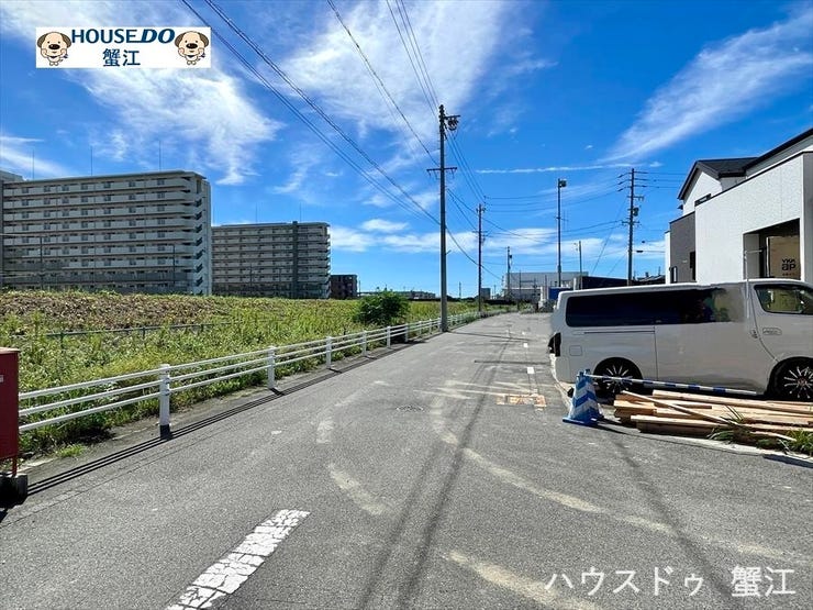 公道幅員東側約5.7m/間口約8.0m