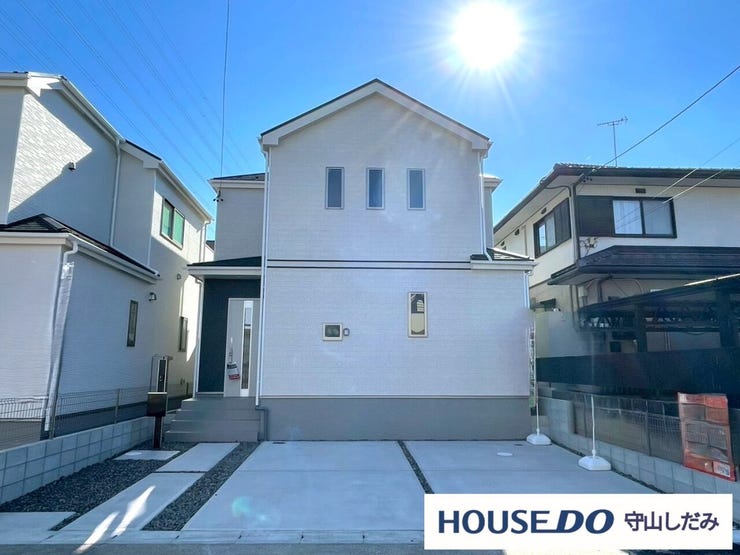 【建設性能評価・設計性能評価】品質と安全性を保証するための基準をクリアした住宅。建設性能評価では耐震性、耐久性、施工精度が評価され、設計性能評価では省エネ性、快適性、環境への配慮が高く評価されます。