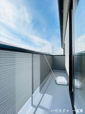 【5.4帖隣接】南向きで陽当たり良好、お布団もすぐにふかふかになりそうです◎