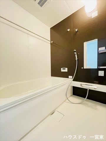 清潔感があり、お手入れしやすい浴室です。ゆったりとしたバスタイムをお楽しみ頂けます♪