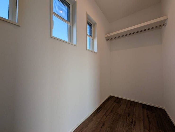 たっぷり収納できる広々スペース!お部屋がスッキリ片付きます。