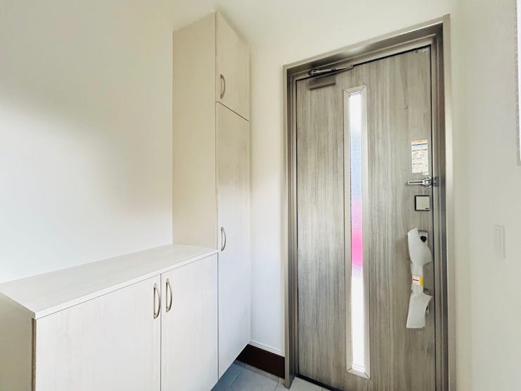 ◇内観から見た玄関もお洒落♪