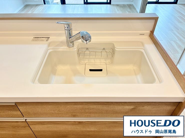 清潔感のあるシンクで毎日のお料理スペースを快適に♪