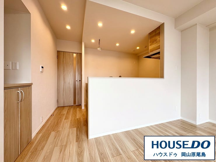 対面式のキッチンで、会話をしながらお子様のリビング学習を見守りながらお料理が捗りそうです♪