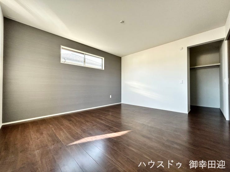 ■□■2階9.0帖主寝室■□■心からリラックスできる静けさ、上質な眠りで、毎日をリセットします。明日への活力を養う空間です。