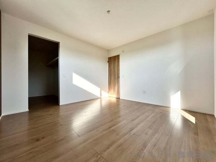 ■□■2階8.0帖洋室■□■心からリラックスできる静けさ、上質な眠りで、毎日をリセットします。明日への活力を養う空間です。