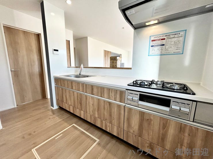 ■□■家族の「美味しい」が集まる、喜びを生み出す舞台■□■高い機能性と美しいデザインを両立。料理する人も、待つ人も、笑顔になれる場所です。