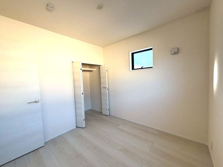 ◆4.5帖洋室 子供部屋としても趣味のお部屋としても、使い方色々です♪