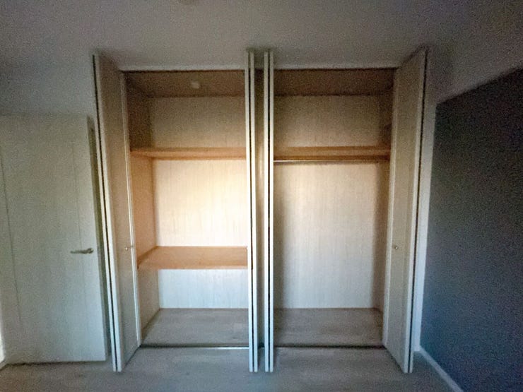 小物から大きな荷物まで収納ができ、お部屋を広く使って頂けます◎