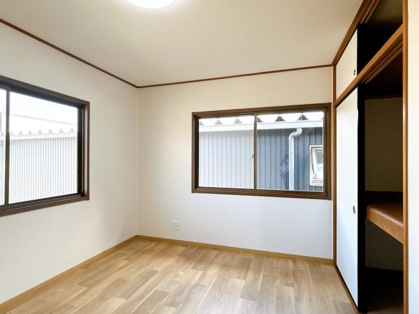 【リフォーム済】2階北東洋室