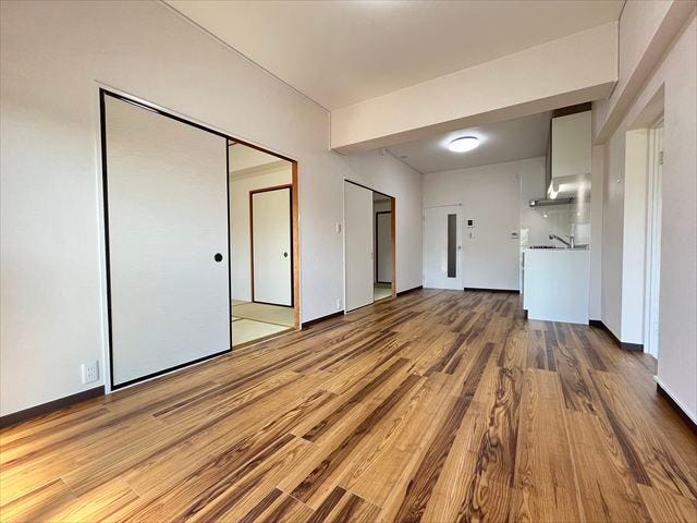 家族みんなが思いのままにくつろげるリビング。ぬくもり溢れる団らんの空間になっています。