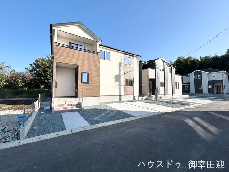 ■□■理想を叶える、新しい暮らしの舞台■□■高いデザイン性と機能性を兼ね備えた住まい。ここで、家族の新しい物語が始まります