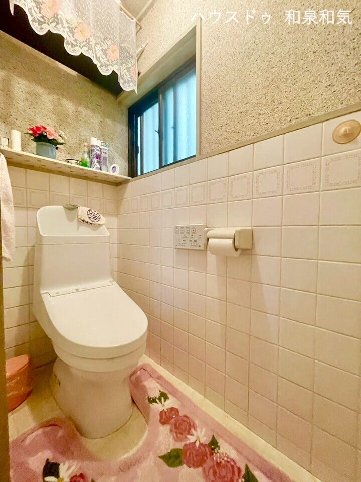 トイレは2か所設置!朝の忙しい時間帯も安心!