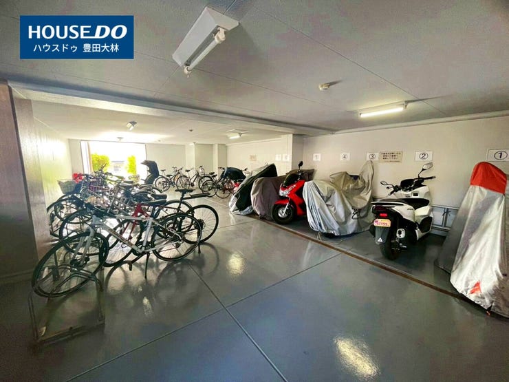 *美山小学校・逢妻中学校*
見るだけ聞くだけOK!【お気軽に資料請求!不動産のことならなんでも/ハウスドゥ豊田大林】