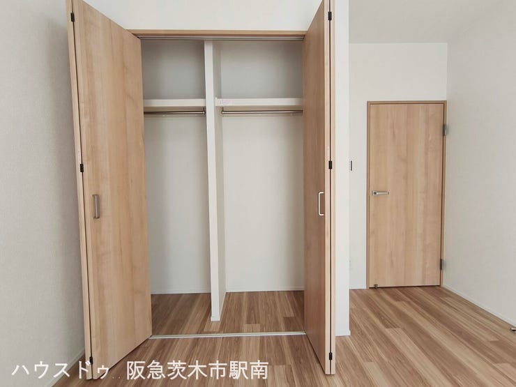 洋間6.0帖 クローゼット