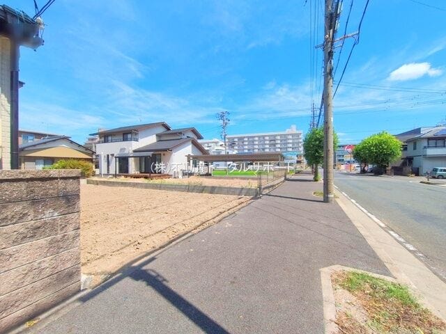 東側公道幅員約16.4m!