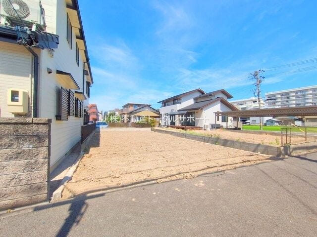 古城小学校約240m!通学路はなるべく短い方が安心ですね(^^)