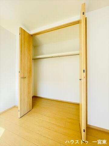 ≪2階7帖洋室≫
全居室収納付きなので、収納場所に困ることなくお部屋をキレイに保てそうですね。