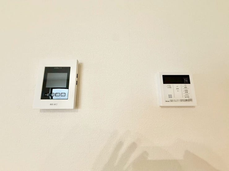 *モニター付きインターホン、浴室乾燥機*