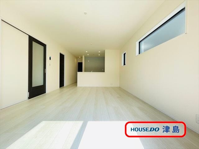 家族と顔を合わせる機会が増えるリビングイン階段♪「ただいま!」「おかえり!」の会話が家中に響きます。