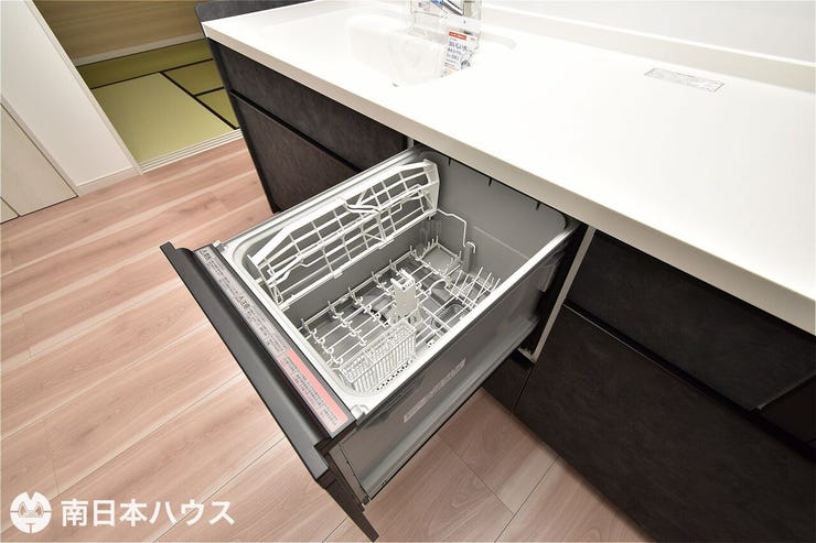 【食器洗浄乾燥機】家事短縮にあると便利な設備です♪節水にもなり家計も助かります♪