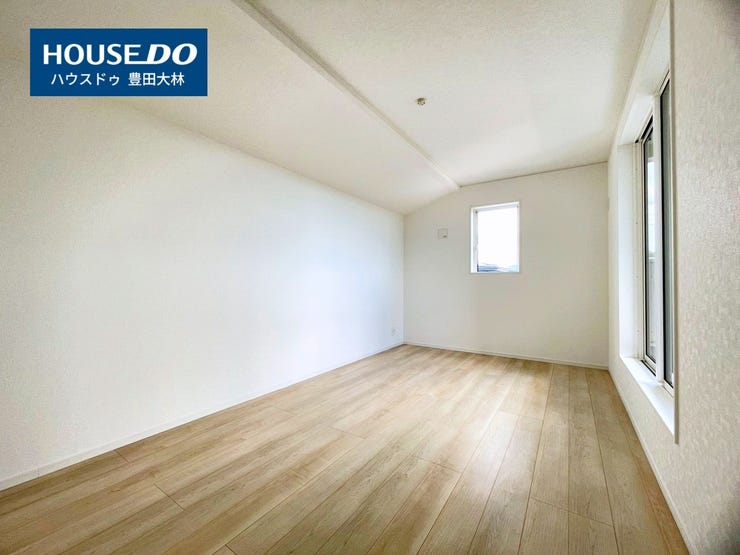 *古瀬間小学校・益富中学校*
見るだけ聞くだけOK!【お気軽に資料請求!不動産のことならなんでも/ハウスドゥ豊田大林】