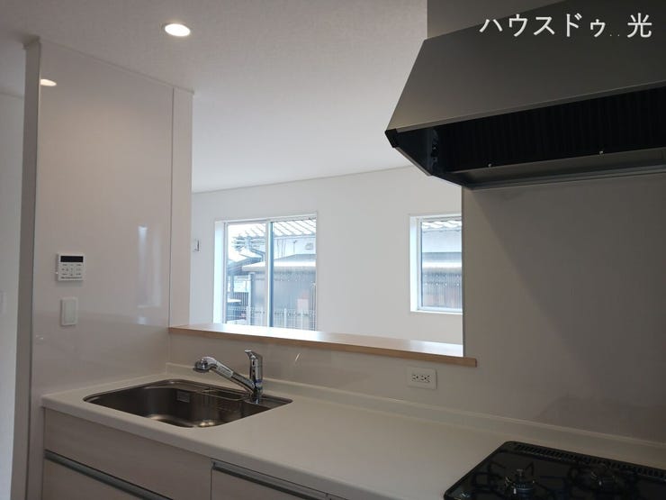 ■□■キッチン■□■高い機能性と美しいデザインを両立。料理する人も、待つ人も、笑顔になれる場所です。