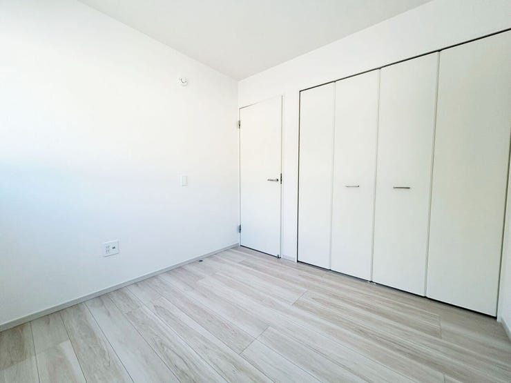 【角地】浴室暖房・乾燥機♪スーパーまで10分圏内♪ウォークインクローゼット♪食器洗浄乾燥機♪