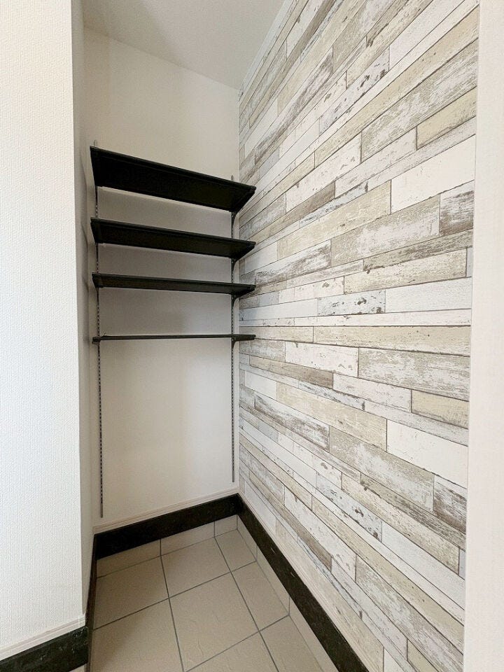 玄関廻りがすっきり片付く収納付♪