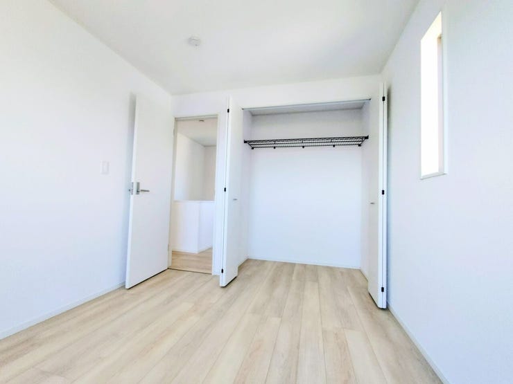 2階洋室クローゼットあります