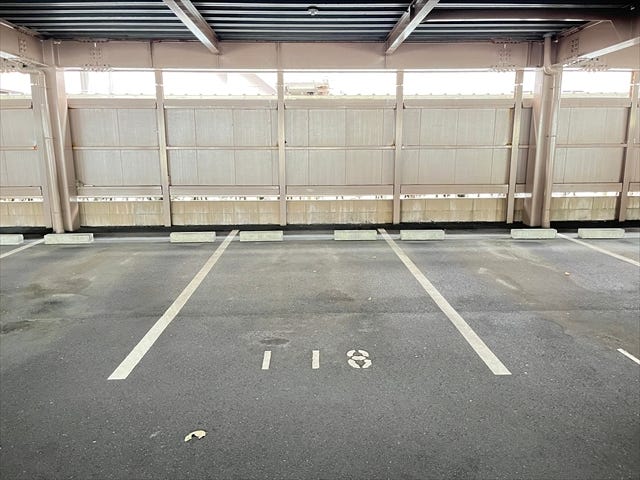 ◆駐車場◆継承可能な駐車場が確保されています。6500円/
月で借りられます。(1階の立体駐車場)