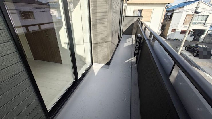 2部屋から行き来できる続きバルコニー♪