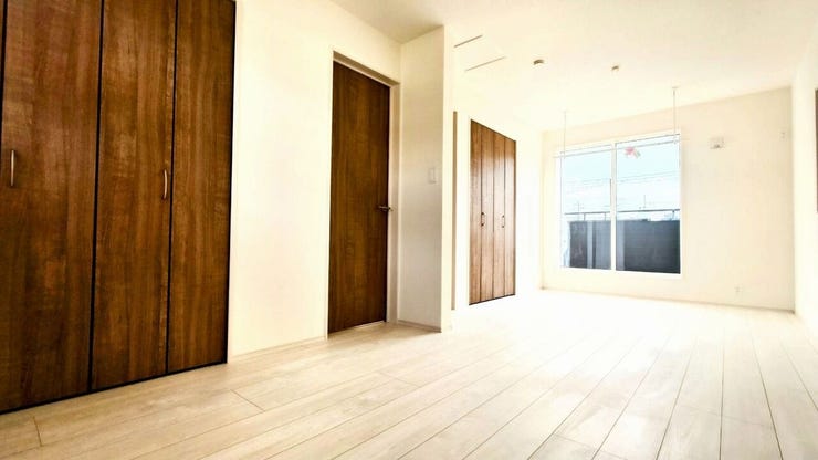 開放的な2階の洋室部分♪