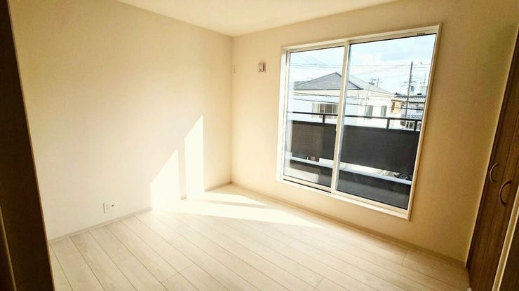 5.25帖の洋室は書斎や趣味部屋としても使用可能!