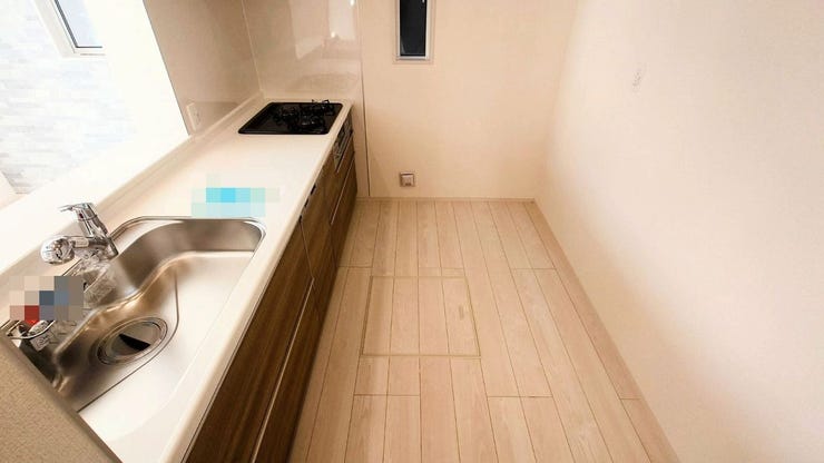 カウンターキッチンなのでお料理をしながら家族の様子が見守れます♪