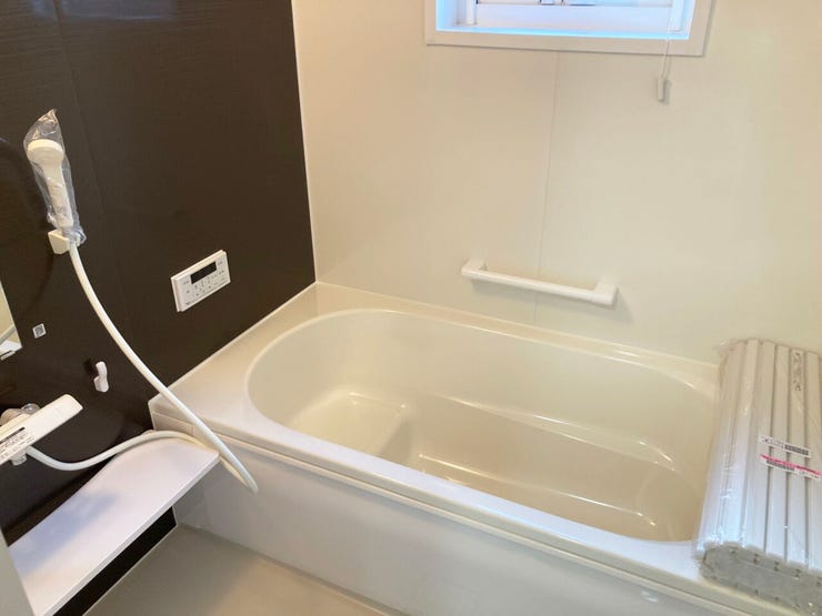 室内(2025年12月)撮影
◎本日案内可能◎
1坪タイプの浴室!足を伸ばして日々の疲れをリフレッシュ♪