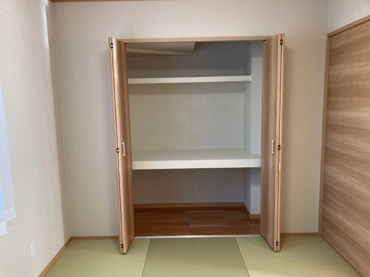 室内(2025年12月)撮影
◎本日案内可能◎
寝具やお昼寝セットなどたっぷり収納できるクローゼット完備♪