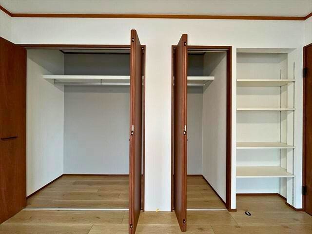 2階8帖洋室クローゼット&棚
(2026年1月29日 撮影)