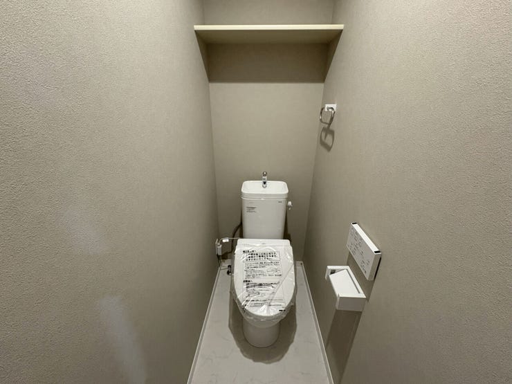 室内(2025年10月)撮影
◎本日案内可能◎
嬉しい温水洗浄暖房便座のトイレです!