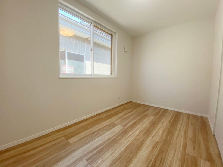 室内(2025年9月)撮影
◎本日案内可能◎
静かな空間で好きなことを満喫できるプライベートルーム♪