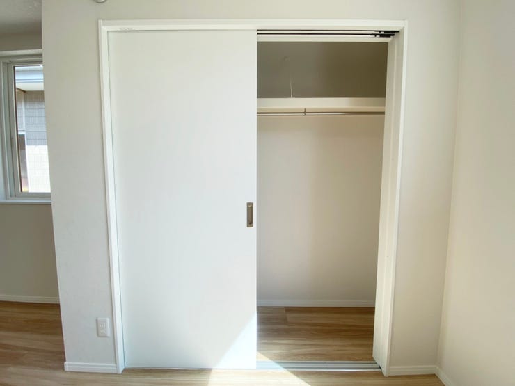 室内(2025年9月)撮影
◎本日案内可能◎
全居室収納付き!かさばる衣類や雑貨類もたっぷりと収納できます♪